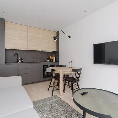 Апартаменты Modern Next To Ozas Park By Urban Rent *